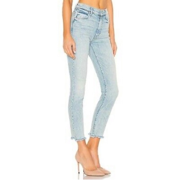 MOTHER Denim - Mother The Stunner Ankle Chew in Walking on Water